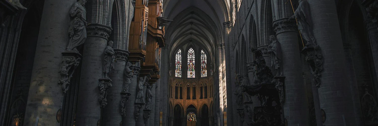 St. Michael ve St. Gudula Katedrali Gezi Rehberi