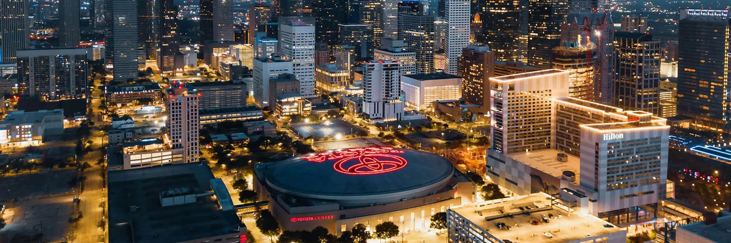 Houston Downtown: Şehrin Kalbinde Canlı Bir Atmosfer