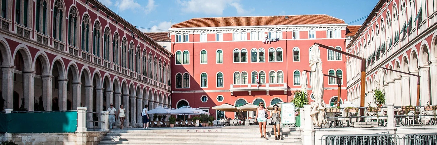 Republic Meydanı: Split’in Canlı Meydanı