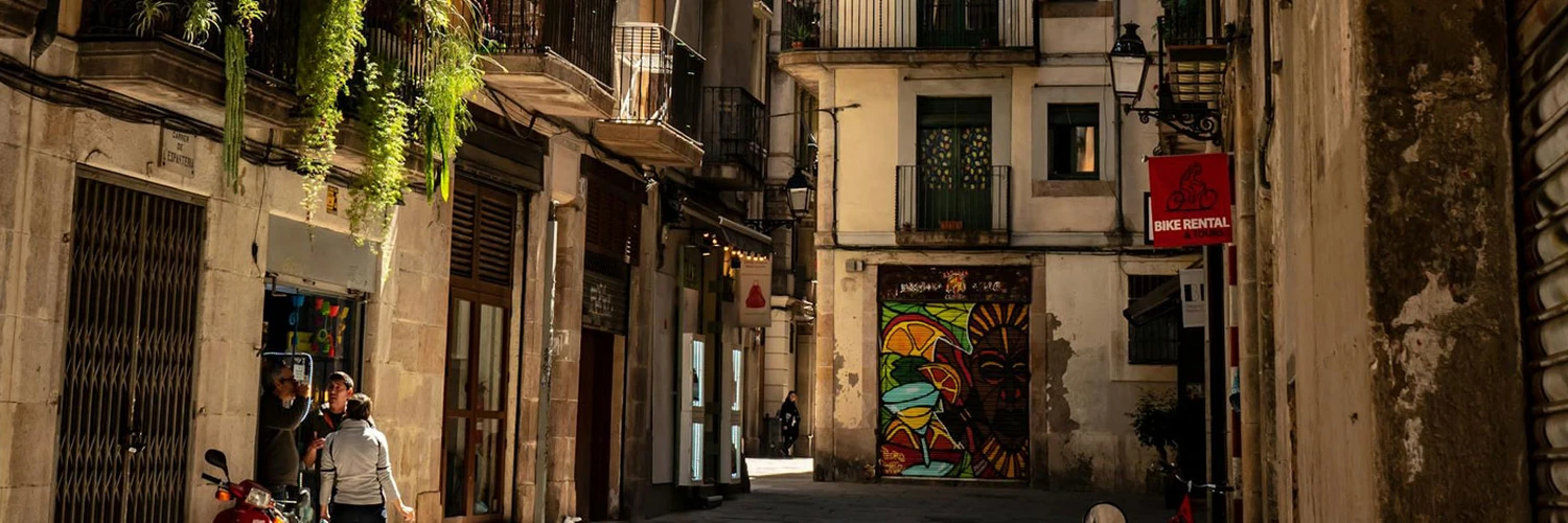 La Rambla: Barselona’nın En Ünlü Caddesi